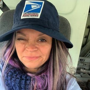 Meet your Posher, Stacy